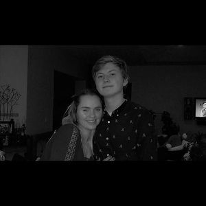 Meet your Posher, Logan